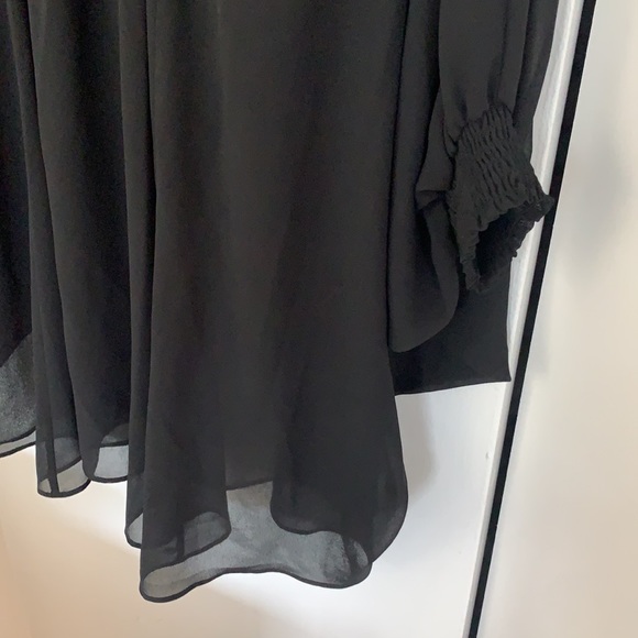 Zara Black V-Neck Cape Style Gathered Flowy Dress - Picture 9 of 14